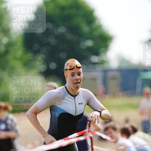 21.06.2026 - 29. Vierlanden-Triathlon LAZAROV Photography http://msf.ph/oto/9862135 21.06.2026 09:11:54 Schwimmen 91, 255, 264, 300 meine-sportfotos.de