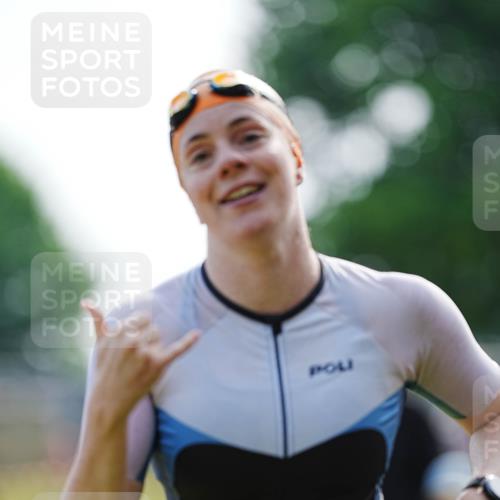21.06.2026 - 29. Vierlanden-Triathlon LAZAROV Photography http://msf.ph/oto/9862143 21.06.2026 09:11:55 Schwimmen 91, 255, 264, 300 meine-sportfotos.de