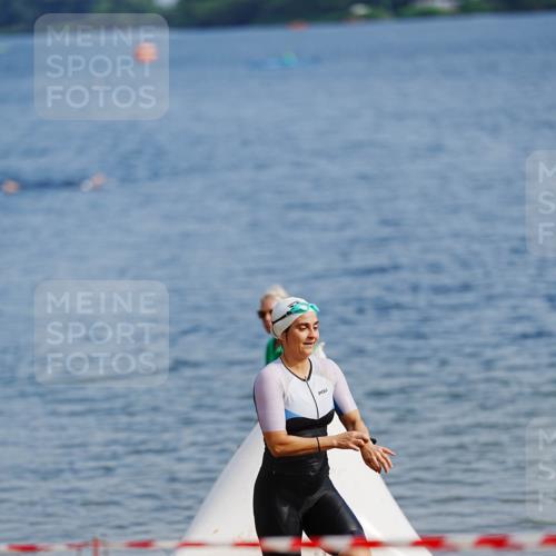 21.06.2026 - 29. Vierlanden-Triathlon LAZAROV Photography http://msf.ph/oto/9862153 21.06.2026 09:12:08 Schwimmen 252, 300 meine-sportfotos.de