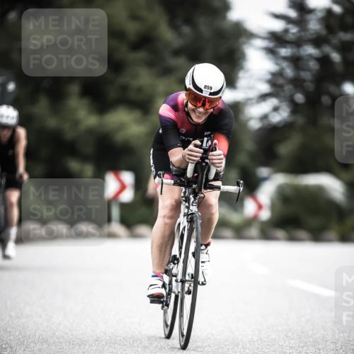 21.06.2026 - 29. Vierlanden-Triathlon H.Heesch http://msf.ph/oto/9862205 21.06.2026 12:11:31 Radfahren 230, 846, 859, 870 meine-sportfotos.de