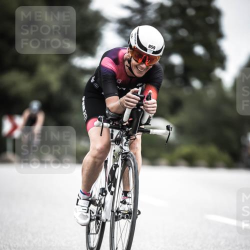 21.06.2026 - 29. Vierlanden-Triathlon H.Heesch http://msf.ph/oto/9862215 21.06.2026 12:11:31 Radfahren 230, 846, 859, 870 meine-sportfotos.de