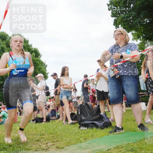 21.06.2026 - 29. Vierlanden-Triathlon LAZAROV Photography http://msf.ph/oto/9862268 21.06.2026 14:38:11 Schwimmen 1237 meine-sportfotos.de