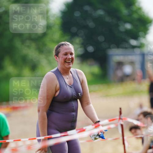 21.06.2026 - 29. Vierlanden-Triathlon LAZAROV Photography http://msf.ph/oto/9862280 21.06.2026 09:14:44 Schwimmen 296 meine-sportfotos.de