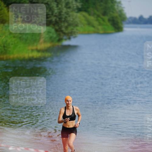 21.06.2026 - 29. Vierlanden-Triathlon LAZAROV Photography http://msf.ph/oto/9862303 21.06.2026 09:17:12 Schwimmen 249 meine-sportfotos.de