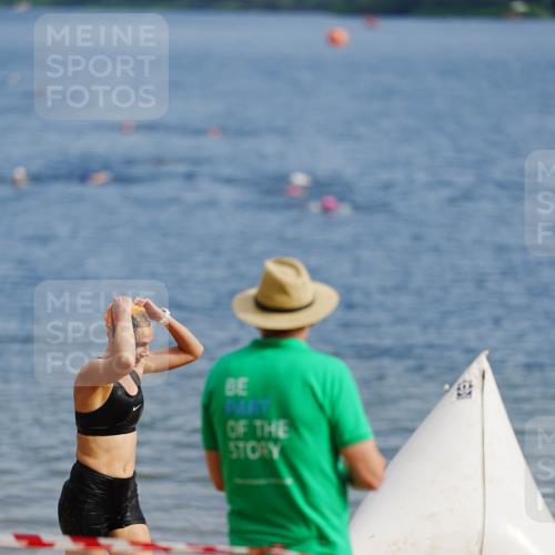 21.06.2026 - 29. Vierlanden-Triathlon LAZAROV Photography http://msf.ph/oto/9862313 21.06.2026 09:17:15 Schwimmen 249 meine-sportfotos.de