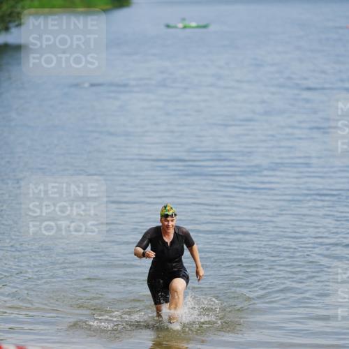 21.06.2026 - 29. Vierlanden-Triathlon LAZAROV Photography http://msf.ph/oto/9862336 21.06.2026 09:19:31 Schwimmen  meine-sportfotos.de