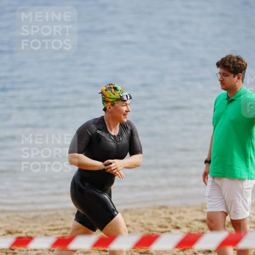 21.06.2026 - 29. Vierlanden-Triathlon LAZAROV Photography http://msf.ph/oto/9862347 21.06.2026 09:19:36 Schwimmen 295 meine-sportfotos.de