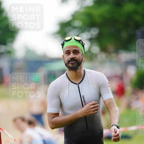 21.06.2026 - 29. Vierlanden-Triathlon LAZAROV Photography http://msf.ph/oto/9862394 21.06.2026 09:21:40 Schwimmen 6 meine-sportfotos.de