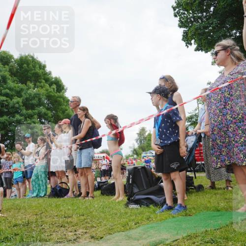 21.06.2026 - 29. Vierlanden-Triathlon LAZAROV Photography http://msf.ph/oto/9862424 21.06.2026 14:48:47 Schwimmen  meine-sportfotos.de