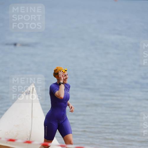 21.06.2026 - 29. Vierlanden-Triathlon LAZAROV Photography http://msf.ph/oto/9862468 21.06.2026 09:23:29 Schwimmen 270 meine-sportfotos.de