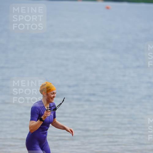 21.06.2026 - 29. Vierlanden-Triathlon LAZAROV Photography http://msf.ph/oto/9862471 21.06.2026 09:23:30 Schwimmen 270 meine-sportfotos.de