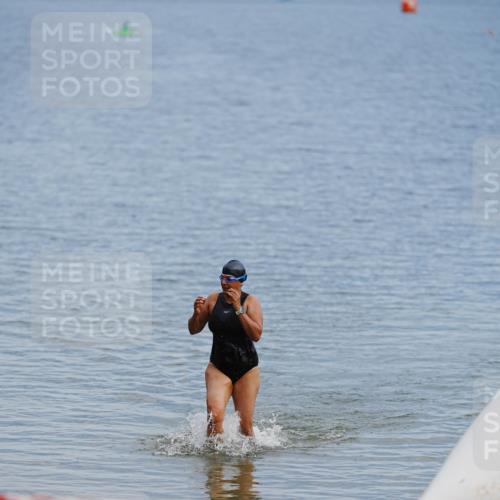21.06.2026 - 29. Vierlanden-Triathlon LAZAROV Photography http://msf.ph/oto/9862479 21.06.2026 09:24:15 Schwimmen  meine-sportfotos.de