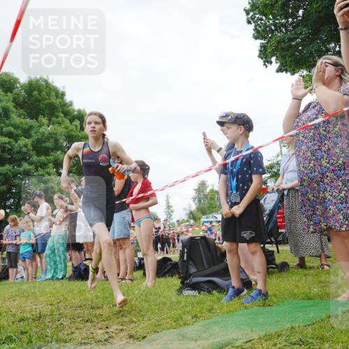 21.06.2026 - 29. Vierlanden-Triathlon LAZAROV Photography http://msf.ph/oto/9862486 21.06.2026 14:48:54 Schwimmen  meine-sportfotos.de