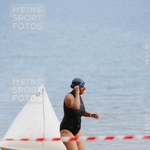 21.06.2026 - 29. Vierlanden-Triathlon LAZAROV Photography http://msf.ph/oto/9862491 21.06.2026 09:24:20 Schwimmen 256 meine-sportfotos.de