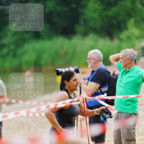 21.06.2026 - 29. Vierlanden-Triathlon LAZAROV Photography http://msf.ph/oto/9862497 21.06.2026 09:24:25 Schwimmen 256 meine-sportfotos.de