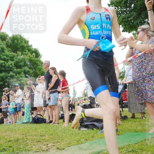21.06.2026 - 29. Vierlanden-Triathlon LAZAROV Photography http://msf.ph/oto/9862518 21.06.2026 14:48:59 Schwimmen  meine-sportfotos.de
