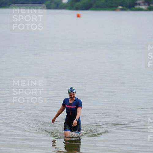 21.06.2026 - 29. Vierlanden-Triathlon LAZAROV Photography http://msf.ph/oto/9862529 21.06.2026 09:36:00 Schwimmen  meine-sportfotos.de