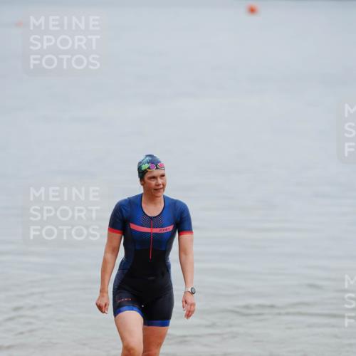 21.06.2026 - 29. Vierlanden-Triathlon LAZAROV Photography http://msf.ph/oto/9862545 21.06.2026 09:36:06 Schwimmen  meine-sportfotos.de