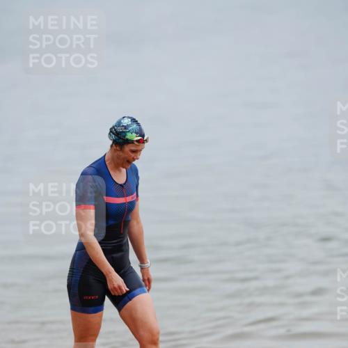 21.06.2026 - 29. Vierlanden-Triathlon LAZAROV Photography http://msf.ph/oto/9862553 21.06.2026 09:36:08 Schwimmen  meine-sportfotos.de