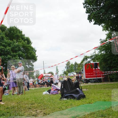 21.06.2026 - 29. Vierlanden-Triathlon LAZAROV Photography http://msf.ph/oto/9862571 21.06.2026 15:01:45 Schwimmen  meine-sportfotos.de
