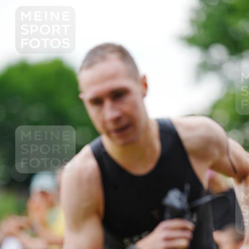 21.06.2026 - 29. Vierlanden-Triathlon LAZAROV Photography http://msf.ph/oto/9862574 21.06.2026 09:52:41 Schwimmen 364 meine-sportfotos.de