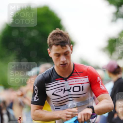 21.06.2026 - 29. Vierlanden-Triathlon LAZAROV Photography http://msf.ph/oto/9862602 21.06.2026 09:54:15 Schwimmen 311, 335, 378, 382 meine-sportfotos.de