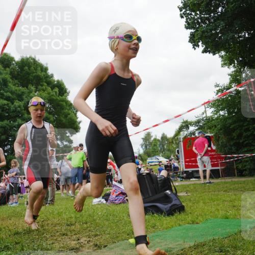 21.06.2026 - 29. Vierlanden-Triathlon LAZAROV Photography http://msf.ph/oto/9862629 21.06.2026 15:02:41 Schwimmen  meine-sportfotos.de