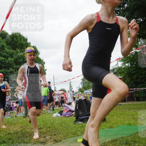 21.06.2026 - 29. Vierlanden-Triathlon LAZAROV Photography http://msf.ph/oto/9862631 21.06.2026 15:02:41 Schwimmen  meine-sportfotos.de