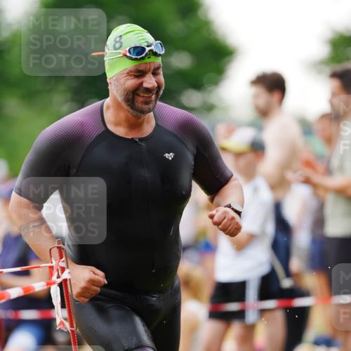 21.06.2026 - 29. Vierlanden-Triathlon LAZAROV Photography http://msf.ph/oto/9862712 21.06.2026 10:04:16 Schwimmen 420, 454 meine-sportfotos.de