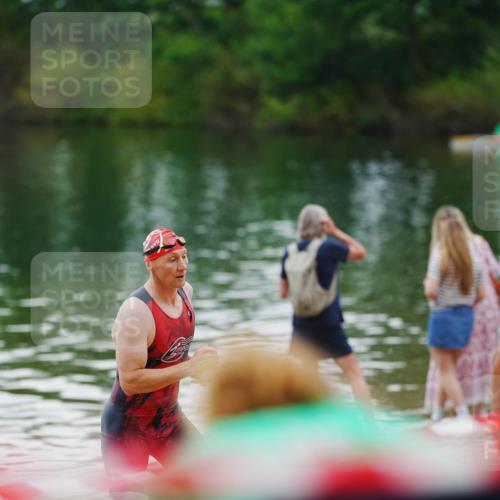 21.06.2026 - 29. Vierlanden-Triathlon LAZAROV Photography http://msf.ph/oto/9862720 21.06.2026 10:04:26 Schwimmen 440 meine-sportfotos.de