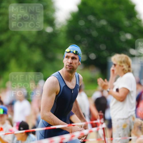 21.06.2026 - 29. Vierlanden-Triathlon LAZAROV Photography http://msf.ph/oto/9862738 21.06.2026 10:05:40 Schwimmen 395, 414, 429, 448 meine-sportfotos.de