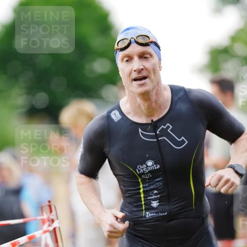 21.06.2026 - 29. Vierlanden-Triathlon LAZAROV Photography http://msf.ph/oto/9862757 21.06.2026 10:06:17 Schwimmen 438, 444, 464 meine-sportfotos.de