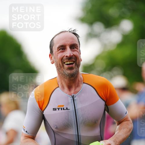 21.06.2026 - 29. Vierlanden-Triathlon LAZAROV Photography http://msf.ph/oto/9862777 21.06.2026 10:06:35 Schwimmen 397, 410, 438, 458, 467 meine-sportfotos.de