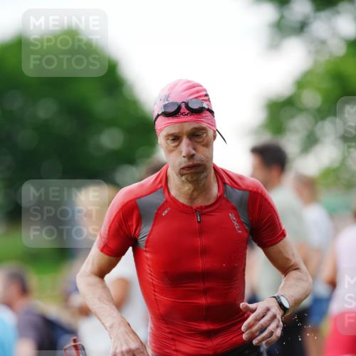 21.06.2026 - 29. Vierlanden-Triathlon LAZAROV Photography http://msf.ph/oto/9862800 21.06.2026 10:07:05 Schwimmen 409 meine-sportfotos.de
