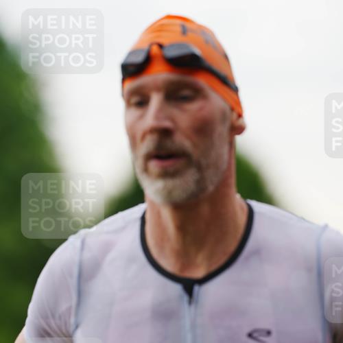 21.06.2026 - 29. Vierlanden-Triathlon LAZAROV Photography http://msf.ph/oto/9862814 21.06.2026 10:07:39 Schwimmen 424, 442, 468, 475 meine-sportfotos.de