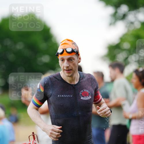 21.06.2026 - 29. Vierlanden-Triathlon LAZAROV Photography http://msf.ph/oto/9862825 21.06.2026 10:08:11 Schwimmen 392, 393, 399, 452, 459, 471, 473, 478 meine-sportfotos.de