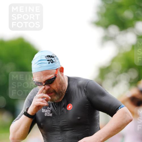 21.06.2026 - 29. Vierlanden-Triathlon LAZAROV Photography http://msf.ph/oto/9862846 21.06.2026 10:08:37 Schwimmen 403, 418, 422, 432, 476, 477, 1356 meine-sportfotos.de