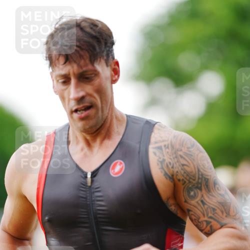 21.06.2026 - 29. Vierlanden-Triathlon LAZAROV Photography http://msf.ph/oto/9862854 21.06.2026 10:08:42 Schwimmen 403, 418, 422, 432, 1356 meine-sportfotos.de