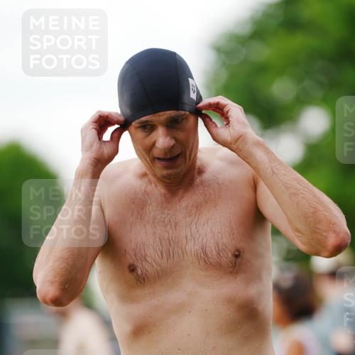 21.06.2026 - 29. Vierlanden-Triathlon LAZAROV Photography http://msf.ph/oto/9862857 21.06.2026 10:08:45 Schwimmen 418, 422, 432, 1356 meine-sportfotos.de