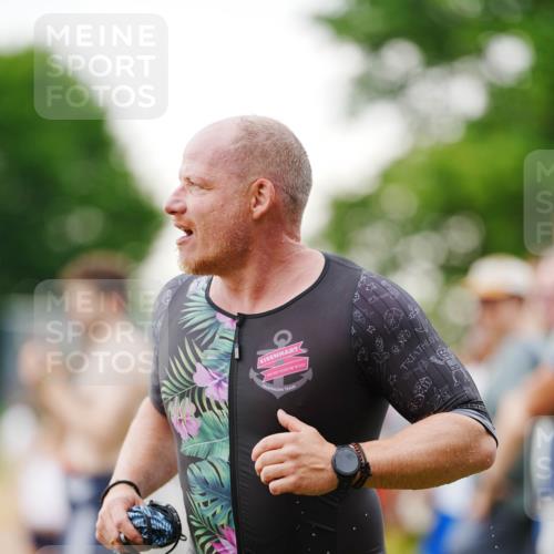 21.06.2026 - 29. Vierlanden-Triathlon LAZAROV Photography http://msf.ph/oto/9862877 21.06.2026 10:09:23 Schwimmen 406, 435, 439, 470 meine-sportfotos.de