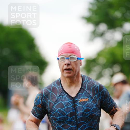 21.06.2026 - 29. Vierlanden-Triathlon LAZAROV Photography http://msf.ph/oto/9862887 21.06.2026 10:09:30 Schwimmen 406, 439, 470 meine-sportfotos.de