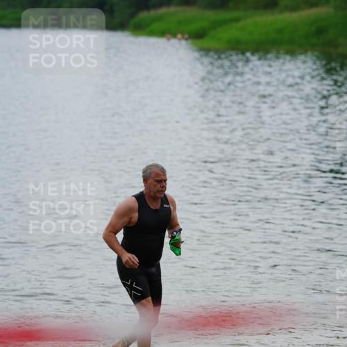 21.06.2026 - 29. Vierlanden-Triathlon LAZAROV Photography http://msf.ph/oto/9862889 21.06.2026 10:09:37 Schwimmen 400, 439 meine-sportfotos.de