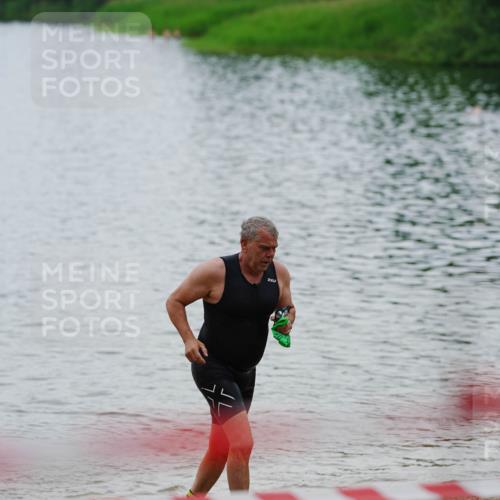 21.06.2026 - 29. Vierlanden-Triathlon LAZAROV Photography http://msf.ph/oto/9862891 21.06.2026 10:09:37 Schwimmen 400, 439 meine-sportfotos.de