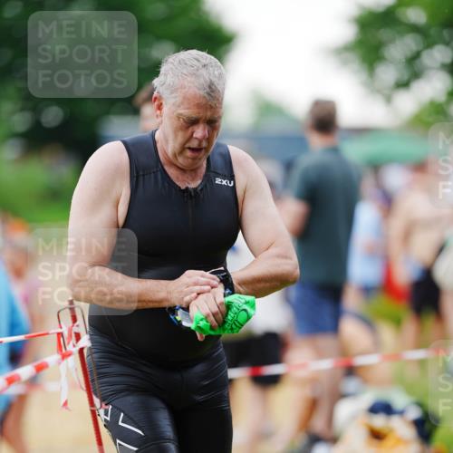 21.06.2026 - 29. Vierlanden-Triathlon LAZAROV Photography http://msf.ph/oto/9862893 21.06.2026 10:09:45 Schwimmen 400 meine-sportfotos.de