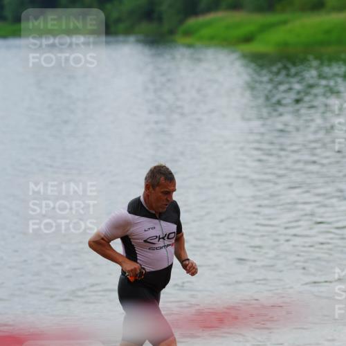 21.06.2026 - 29. Vierlanden-Triathlon LAZAROV Photography http://msf.ph/oto/9862935 21.06.2026 10:12:54 Schwimmen 396 meine-sportfotos.de