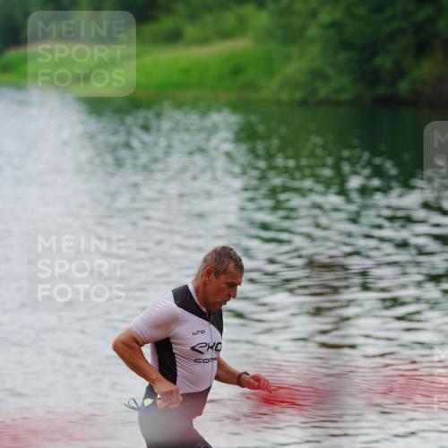 21.06.2026 - 29. Vierlanden-Triathlon LAZAROV Photography http://msf.ph/oto/9862936 21.06.2026 10:12:54 Schwimmen 396 meine-sportfotos.de