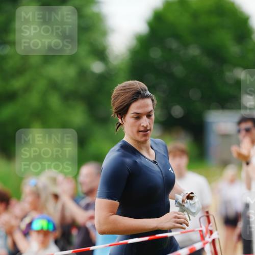 21.06.2026 - 29. Vierlanden-Triathlon LAZAROV Photography http://msf.ph/oto/9862945 21.06.2026 10:13:06 Schwimmen 396, 542, 549 meine-sportfotos.de