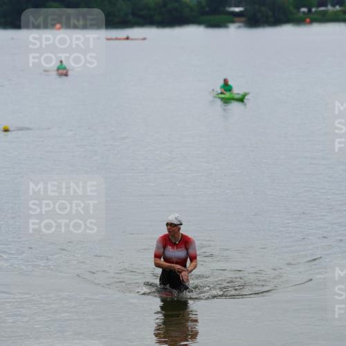 21.06.2026 - 29. Vierlanden-Triathlon LAZAROV Photography http://msf.ph/oto/9862958 21.06.2026 10:14:05 Schwimmen 609 meine-sportfotos.de