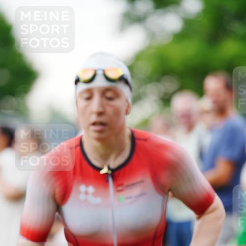 21.06.2026 - 29. Vierlanden-Triathlon LAZAROV Photography http://msf.ph/oto/9862968 21.06.2026 10:14:17 Schwimmen 609 meine-sportfotos.de