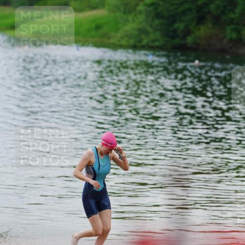 21.06.2026 - 29. Vierlanden-Triathlon LAZAROV Photography http://msf.ph/oto/9862972 21.06.2026 10:15:00 Schwimmen 509, 545 meine-sportfotos.de